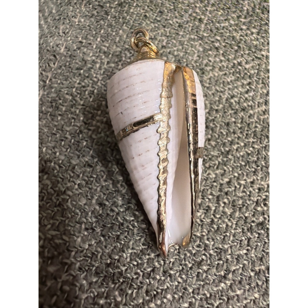 Vintage Natural Shell Pendant Gold Tone Trim Spiral Sea Shell